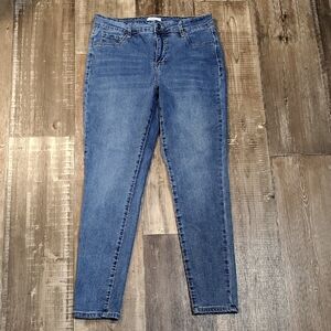 Stylish Blue Skinny Jeans for Women